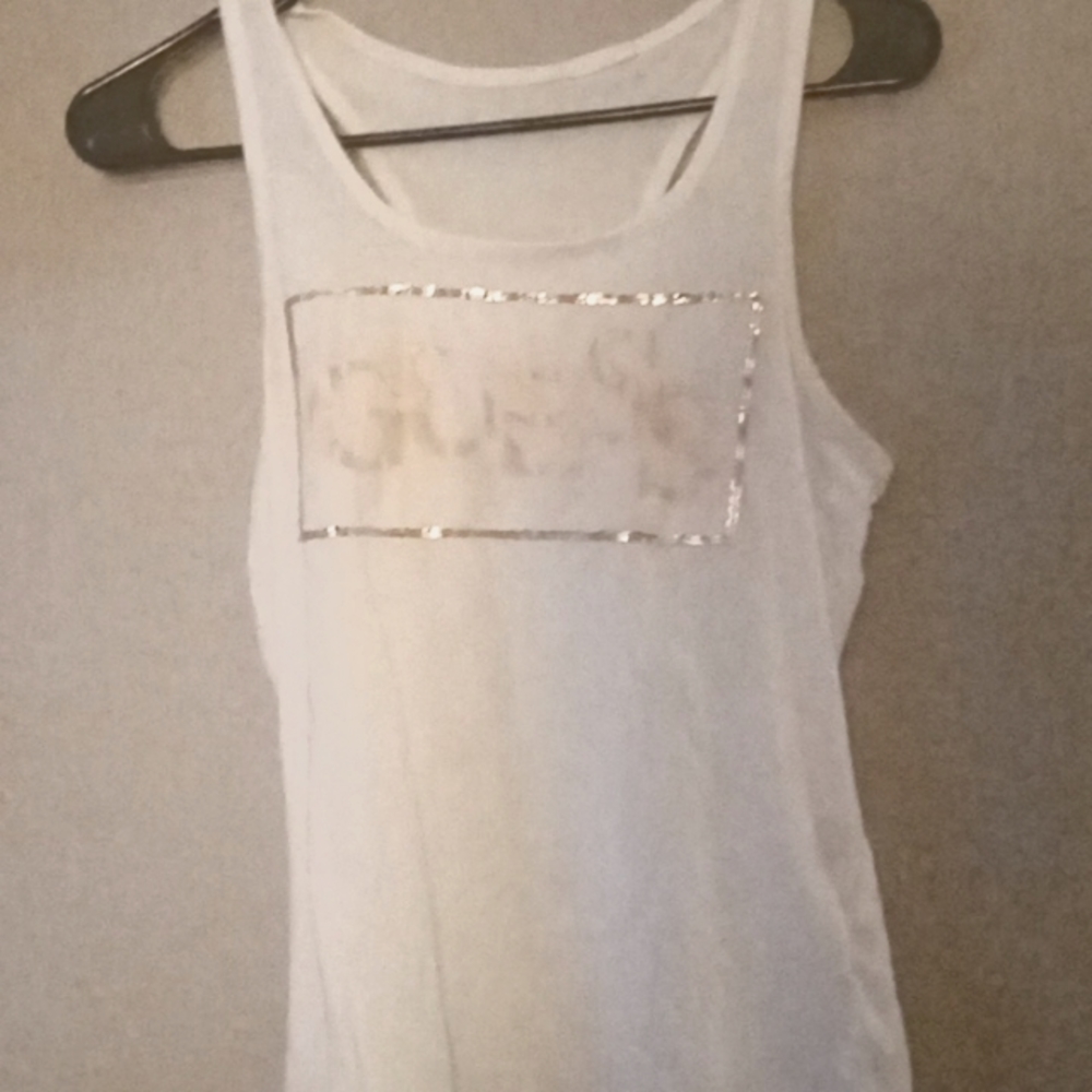 Guess med . Tank top